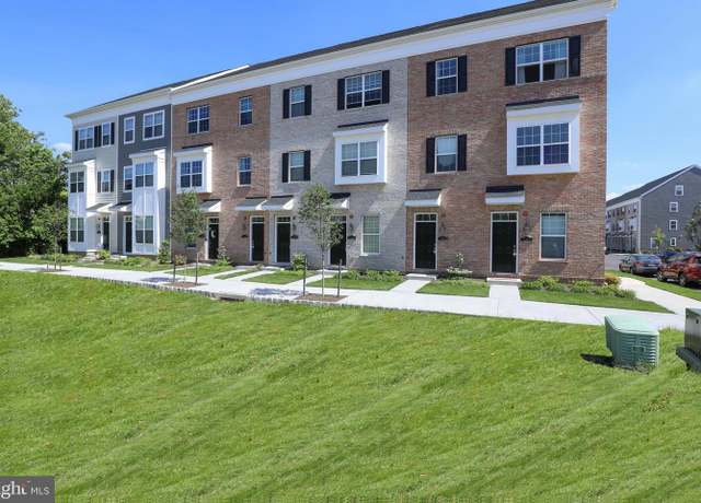 Property at 135 Annapolis St Unit B, Bensalem, PA 19020, 2 beds, 2.5 baths