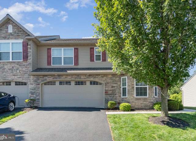 Property at 6121 Sawgrass Ct, Harrisburg, PA 17111, 3 beds, 2.5 baths