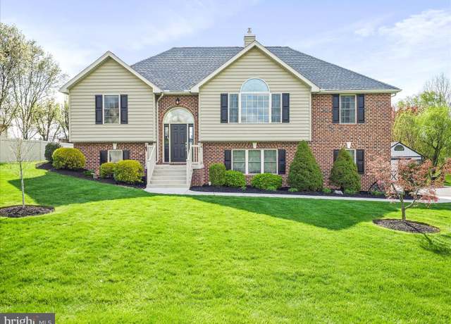 Property at 1362 Hunters Chase, Chambersburg, PA 17202, 4 beds, 3 baths