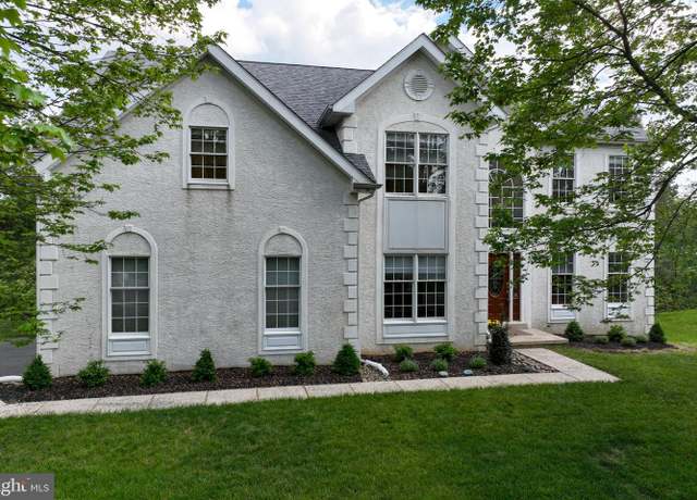 Property at 2508 Condor Dr, Eagleville, PA 19403, 4 beds, 2.5 baths