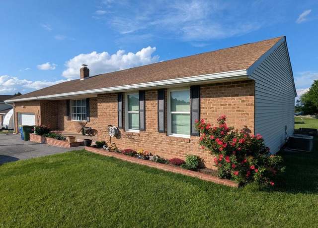 Property at 2512 Baltimore Pike, Hanover, PA 17331, 3 beds, 2.5 baths