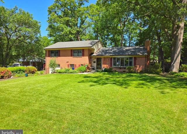 Property at 5202 Ninian Ave, Alexandria, VA 22310, 3 beds, 2.5 baths