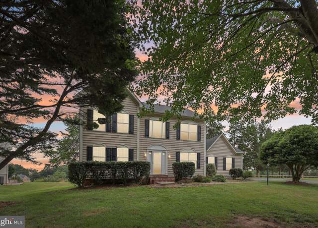 Property at 10457 Pineview Rd, Manassas, VA 20111, 5 beds, 3.5 baths
