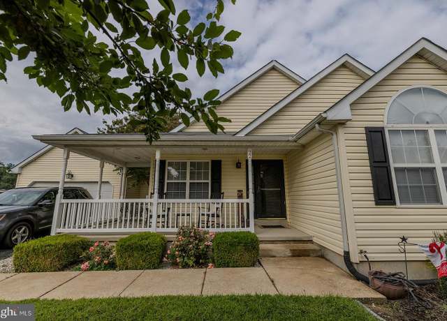 Property at 22 Raphael Rd, Smyrna, DE 19977, 3 beds, 2.5 baths