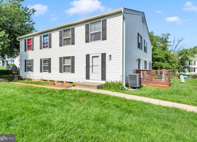Property at 31 Ewing Dr Unit C, Reisterstown, MD 21136, 2 beds, 1.5 baths