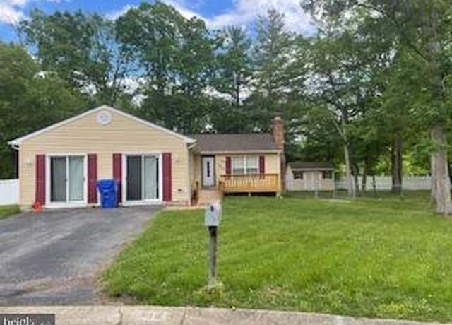 Property at 1048 Chesapeake Ct, Waldorf, MD 20602, 4 beds, 2 baths