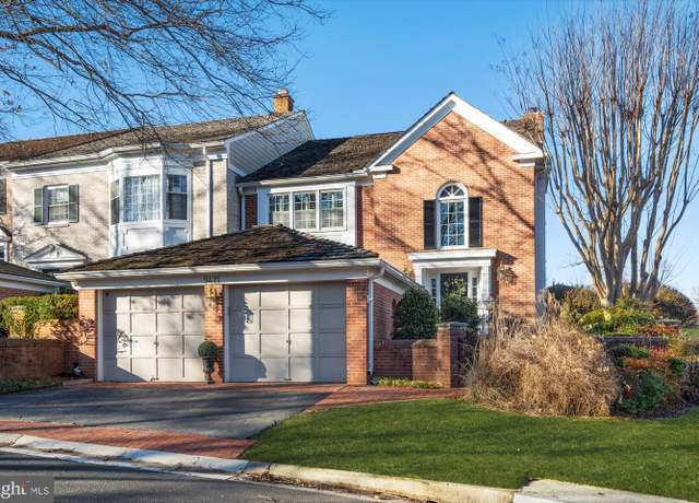 Property at 9421 Turnberry Dr, Potomac, MD 20854, 3 beds, 3.5 baths
