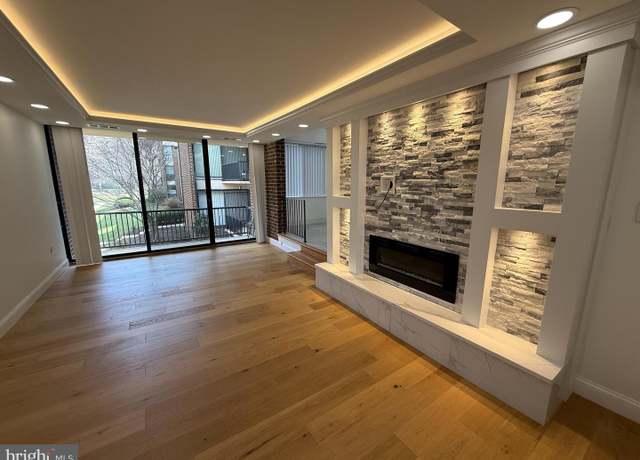 Property at 9909 Blundon Dr Unit 4-202, Silver Spring, MD 20902, 2 beds, 1.5 baths