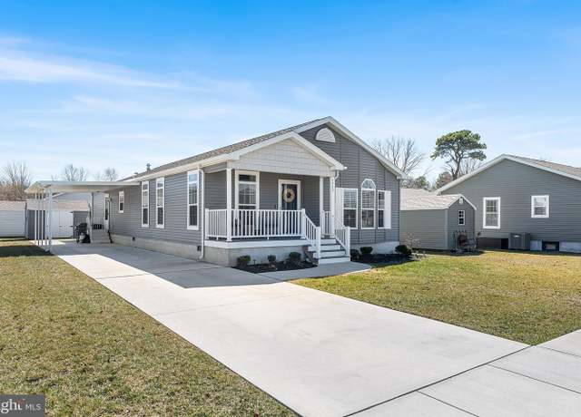 Property at 1717 Longport Ave, Egg Harbor Township, NJ 08234, 3 beds, 2 baths