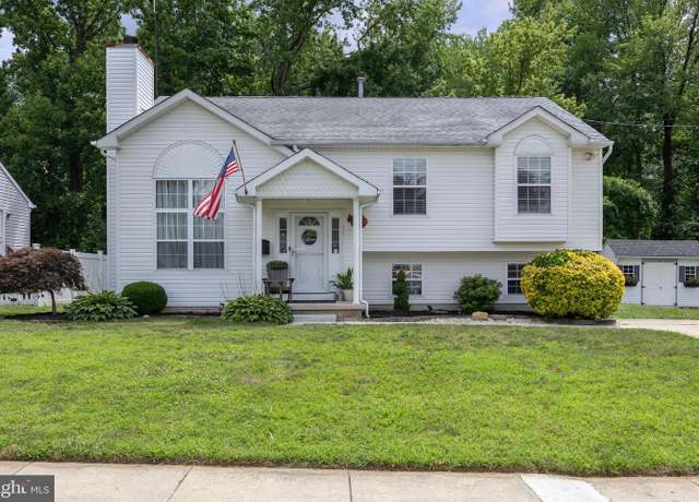 Property at 557 Prince St, Woodbury, NJ 08096, 3 beds, 1.5 baths