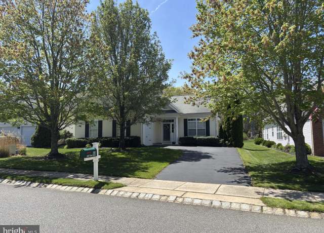 Property at 362 Golf View Dr, Tuckerton, NJ 08087, 2 beds, 2 baths