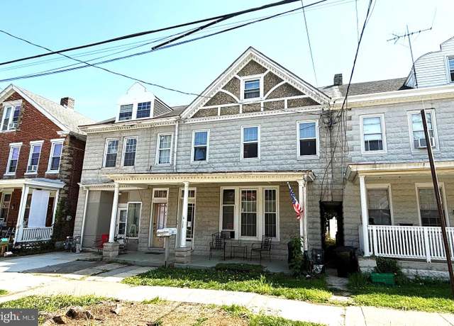 Property at 576- 580 W Louther St, Carlisle, PA 17013, 11 beds, 5.5 baths