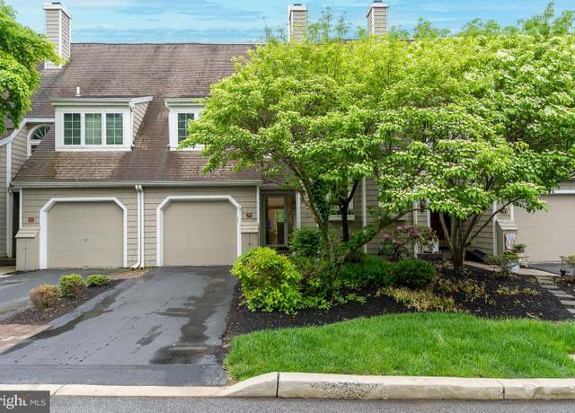 Property at 39 Newport Dr, Chesterbrook, PA 19087, 3 beds, 3 baths