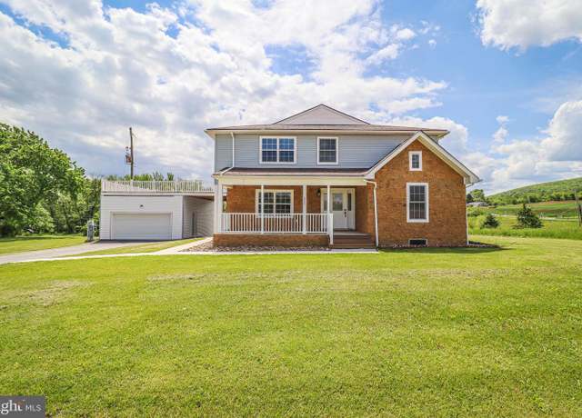 Property at 1111 S Mountain Rd, Dillsburg, PA 17019, 7 beds, 5.5 baths