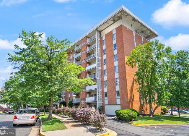 Property at 5250 Valley Forge Dr #108, Alexandria, VA 22304, 2 beds, 2 baths