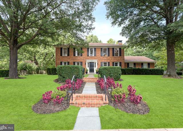 Property at 4203 Maple Tree Ct, Alexandria, VA 22304, 4 beds, 2.5 baths