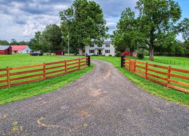 Property at 1815 Country Rd, Beaverdam, VA 23015, 3 beds, 2 baths