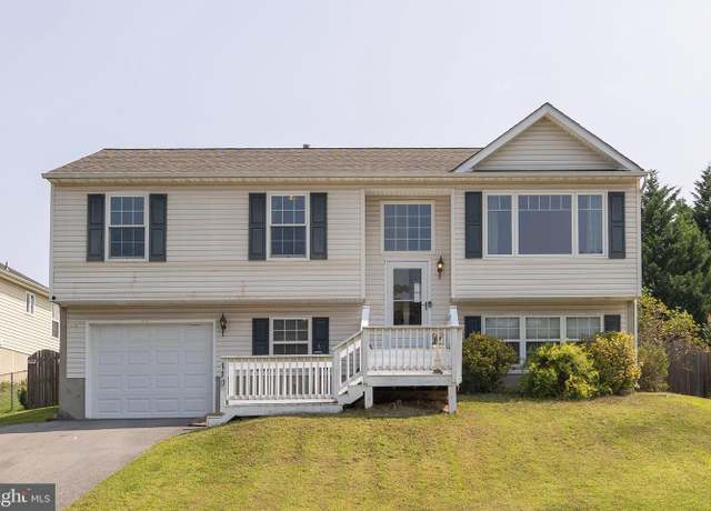 Property at 110 Hill Valley Dr, Winchester, VA 22602, 3 beds, 3 baths
