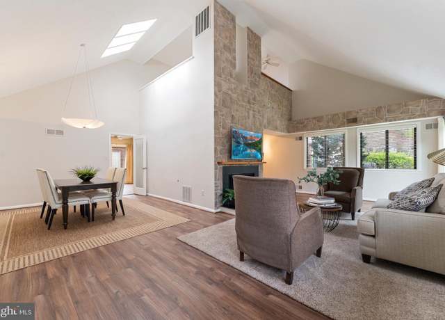 Property at 11303 Harborside Cluster, Reston, VA 20191, 3 beds, 2.5 baths