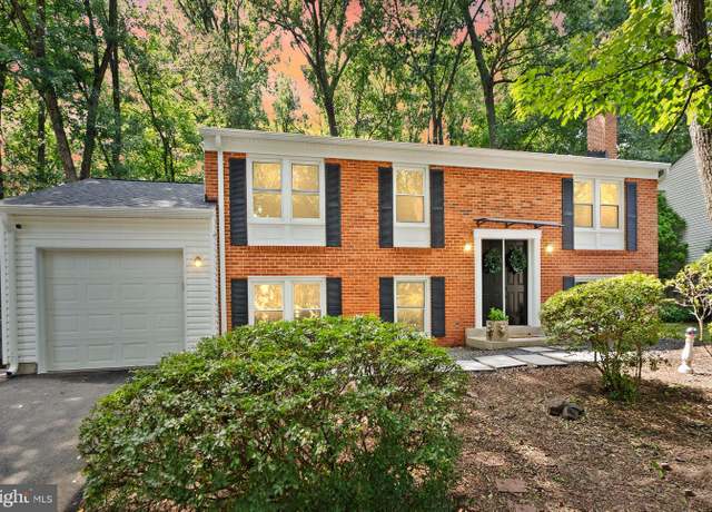 Property at 12605 Old Dorm Pl, Herndon, VA 20170, 4 beds, 3 baths