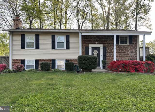 Property at 13003 Standish Ct, Woodbridge, VA 22192, 5 beds, 3 baths
