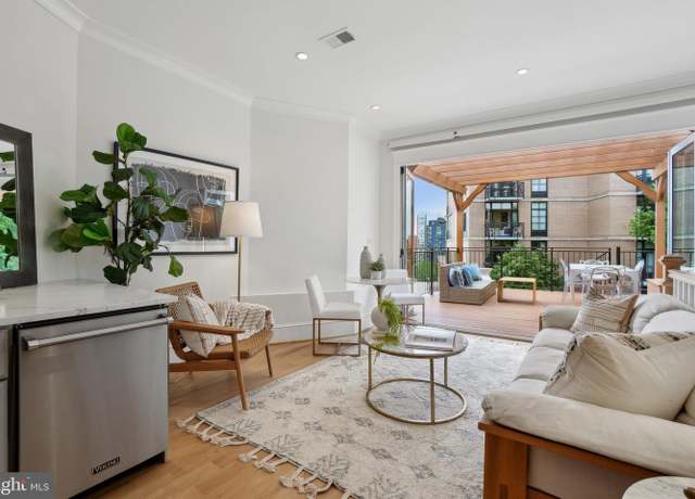 Property at 408 M St NW #4, Washington, DC 20001, 2 beds, 2 baths