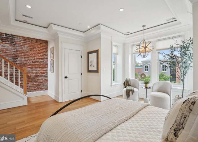 Property at 408 M St NW #4, Washington, DC 20001, 2 beds, 2 baths