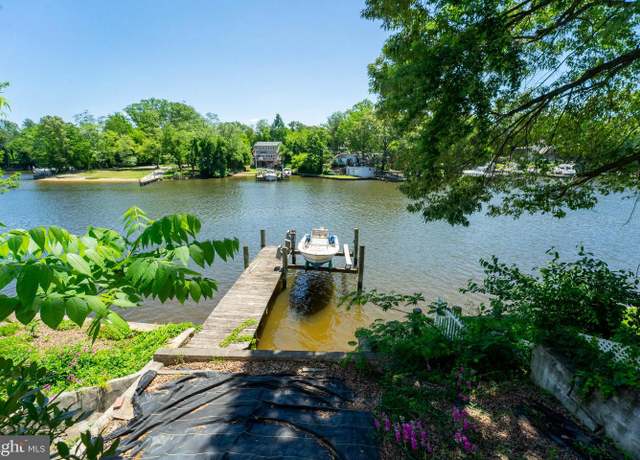 Property at 555 Riverside Dr, Pasadena, MD 21122, 3 beds, 1.5 baths