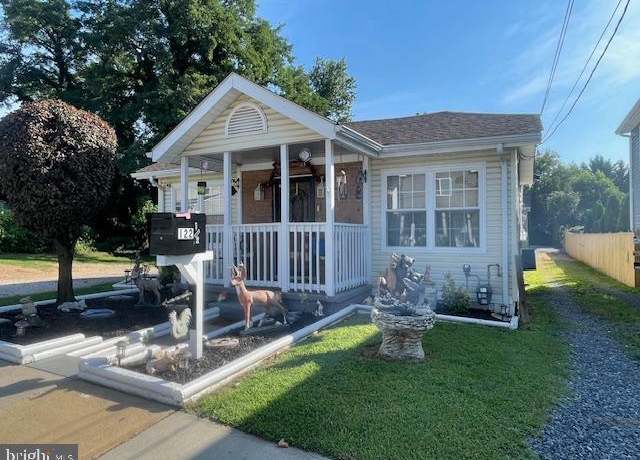 Property at 122-H Winters, Catonsville, MD 21228, 2 beds, 1 bath