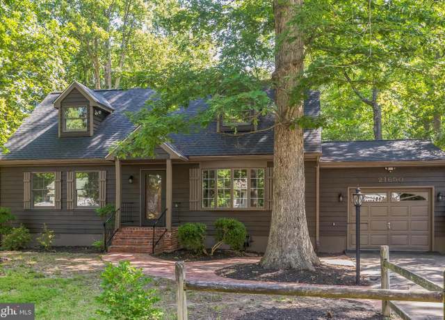 Property at 21650 Atalanta St, Lexington Park, MD 20653, 4 beds, 2 baths