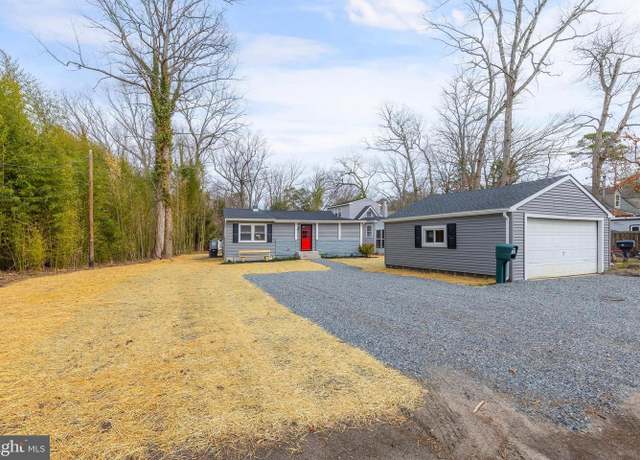 Property at 33 Point Breeze Ave, Clementon, NJ 08021, 3 beds, 1 bath