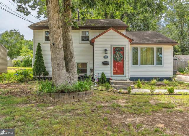 Property at 25 Richards Ave, Pine Hill, NJ 08021, 2 beds, 1 bath