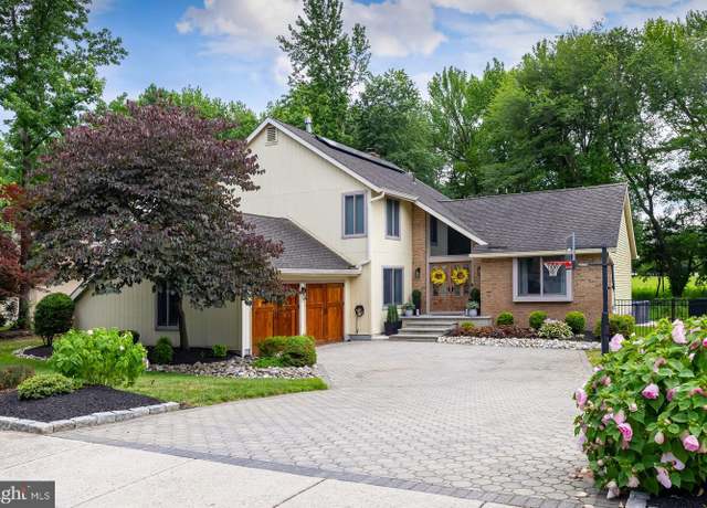 Property at 5 Saint Emilion Ct, West Deptford, NJ 08096, 3 beds, 2.5 baths