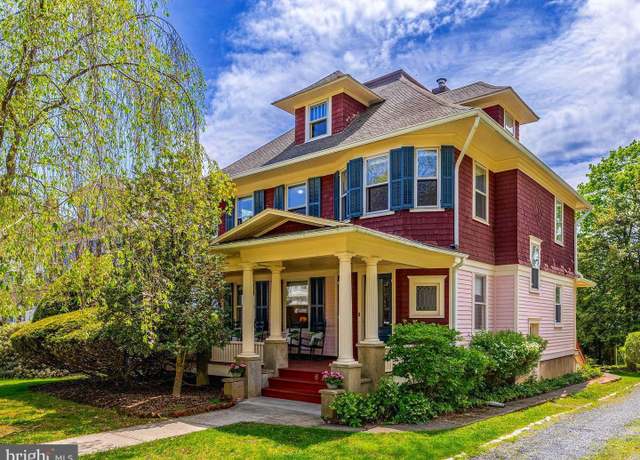 Property at 6 W Franklin Ave, Pennington, NJ 08534, 5 beds, 1.5 baths