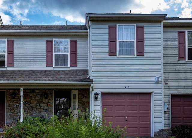 Property at 512 Campus Dr, Perkasie, PA 18944, 3 beds, 2.5 baths