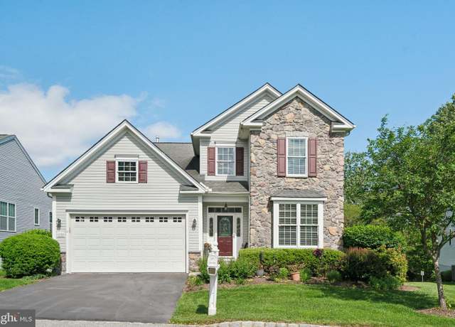 Property at 1723 Magnolia Ct, Garnet Valley, PA 19060, 4 beds, 3 baths