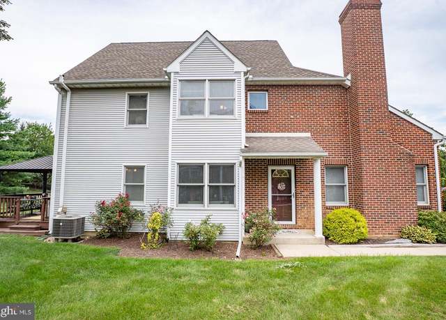 Property at 8041 Cross Creek Cir, Breinigsville, PA 18031, 3 beds, 2.5 baths