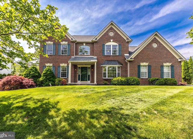 Property at 223 Regency Dr, North Wales, PA 19454, 4 beds, 2.5 baths