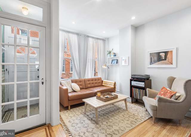 Property at 810 Mercer St, Philadelphia, PA 19125, 3 beds, 1 bath