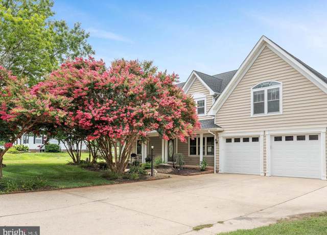 Property at 71 Muirfield Ct, Charles Town, WV 25414, 5 beds, 3.5 baths