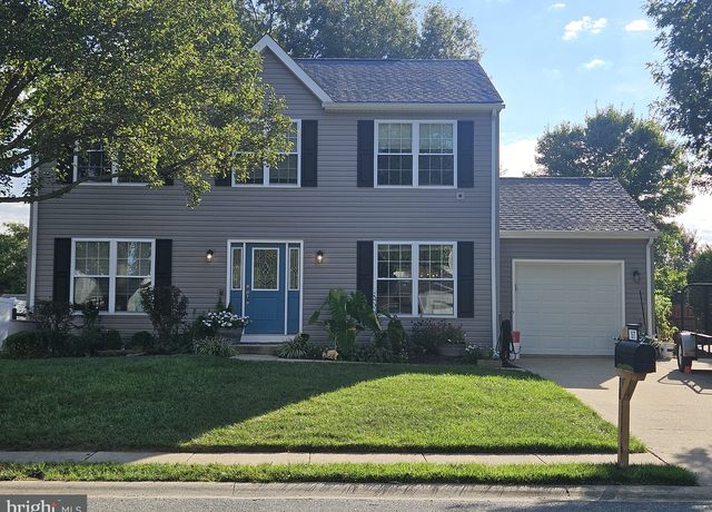 Property at 57 Avignon Dr, Newark, DE 19702, 3 beds, 2.5 baths