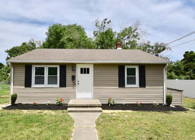 Property at 10169 Locust St, Laurel, DE 19956, 2 beds, 1 bath
