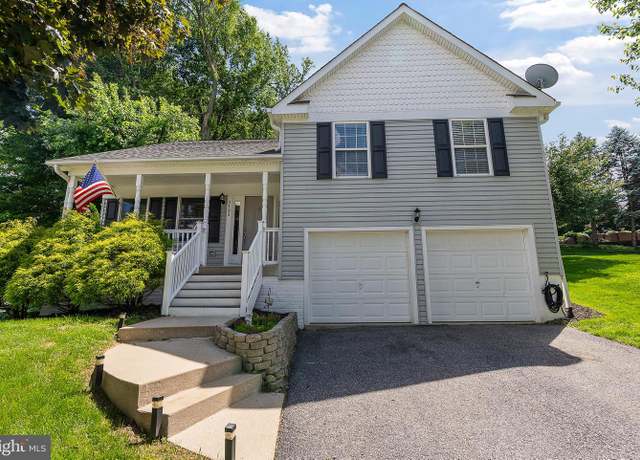 Property at 3195 Atlee Ridge Rd, New Windsor, MD 21776, 4 beds, 3 baths