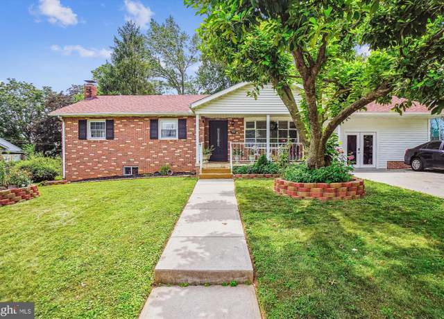 Property at 702 Midway Dr, Frederick, MD 21701, 4 beds, 3.5 baths