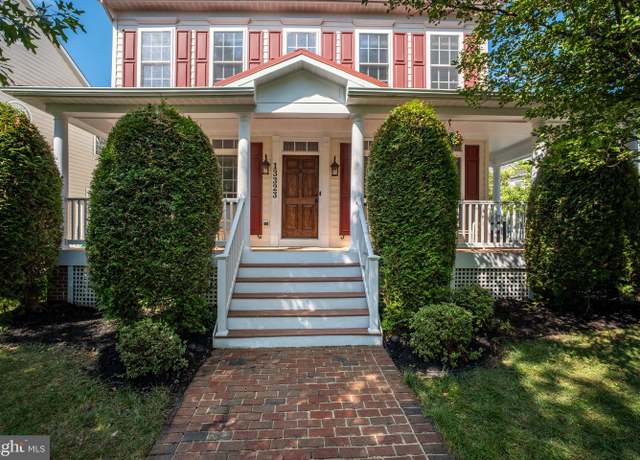 Property at 13323 Catawba Manor Way, Clarksburg, MD 20871, 4 beds, 3.5 baths
