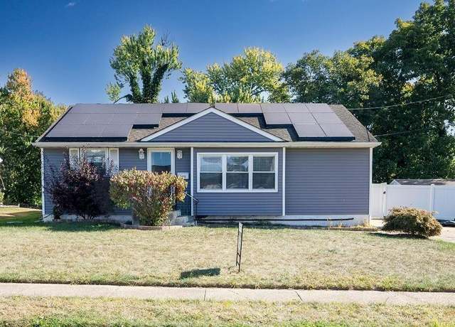 Property at 2400 Hartford Dr, Glendora, NJ 08029, 3 beds, 2 baths