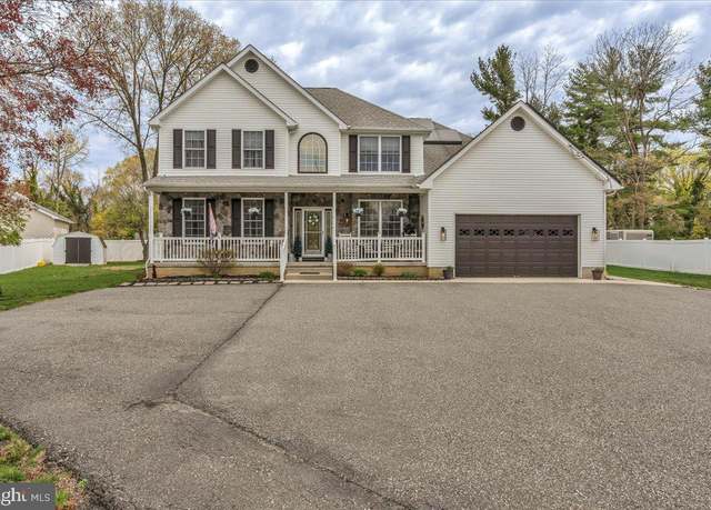 Property at 472 Mantua Blvd, Sewell, NJ 08080, 4 beds, 2.5 baths