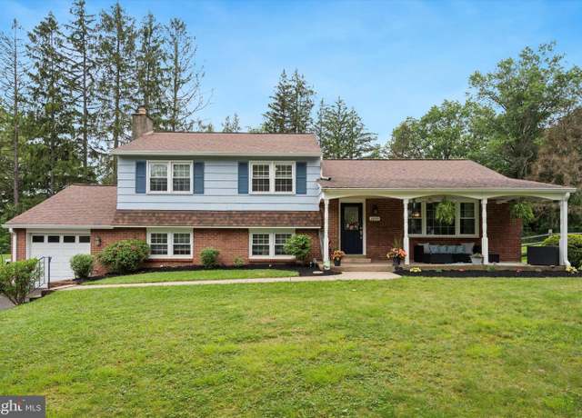 Property at 2259 Oakfield Rd, Warrington, PA 18976, 4 beds, 2.5 baths