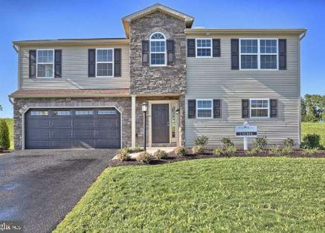 Property at 01 Jasmine Dr, Lebanon, PA 17042, 3 beds, 2.5 baths