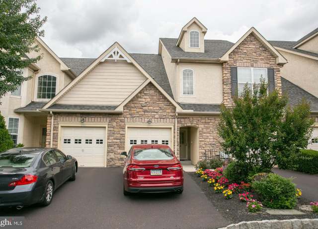 Property at 2405 Romano Ct, Norristown, PA 19401, 2 beds, 2.5 baths